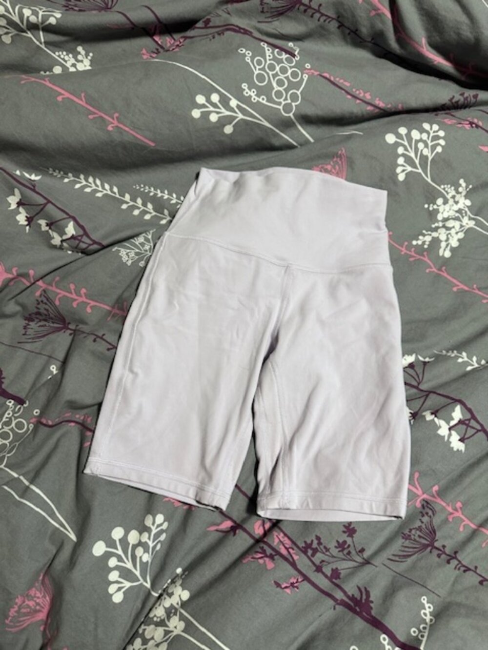 Lululemon align shorts size 4 lavender